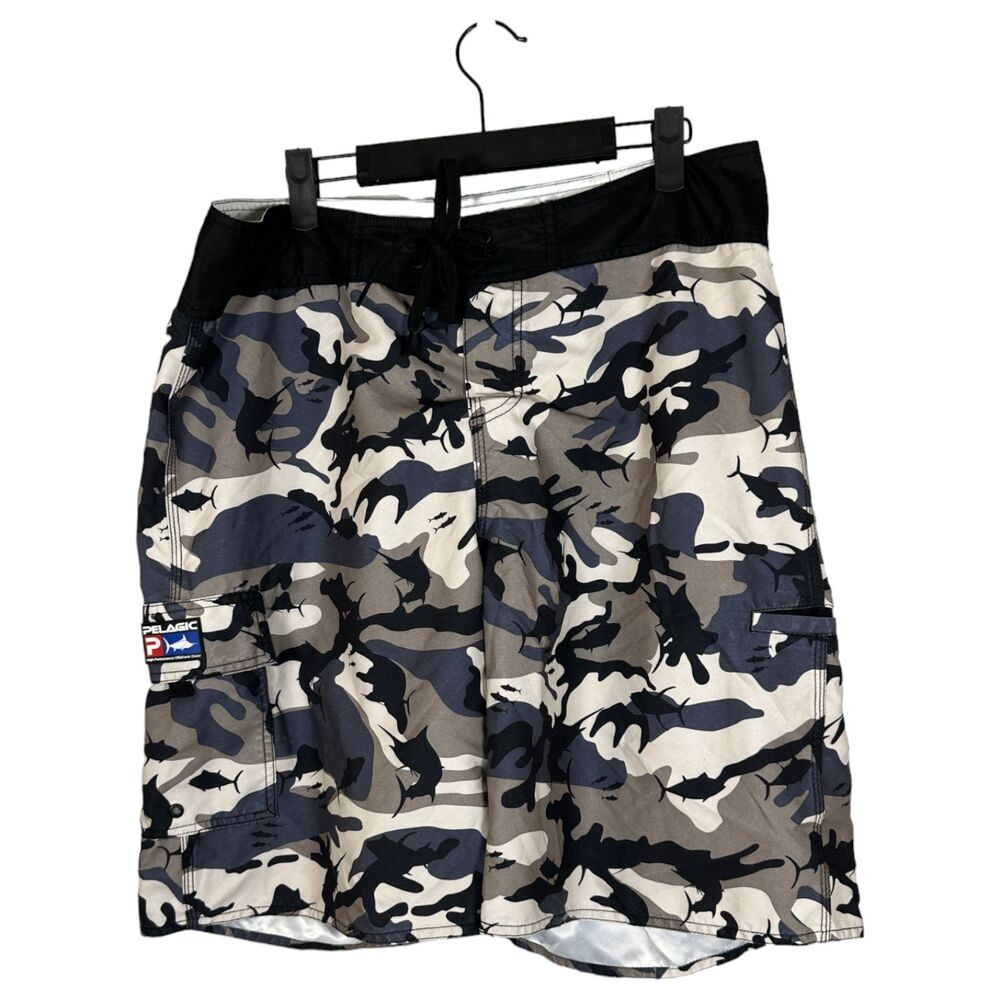 Pelagic Offshore Gear Blue Grey Fish Camo 222 Board Shorts Size 34